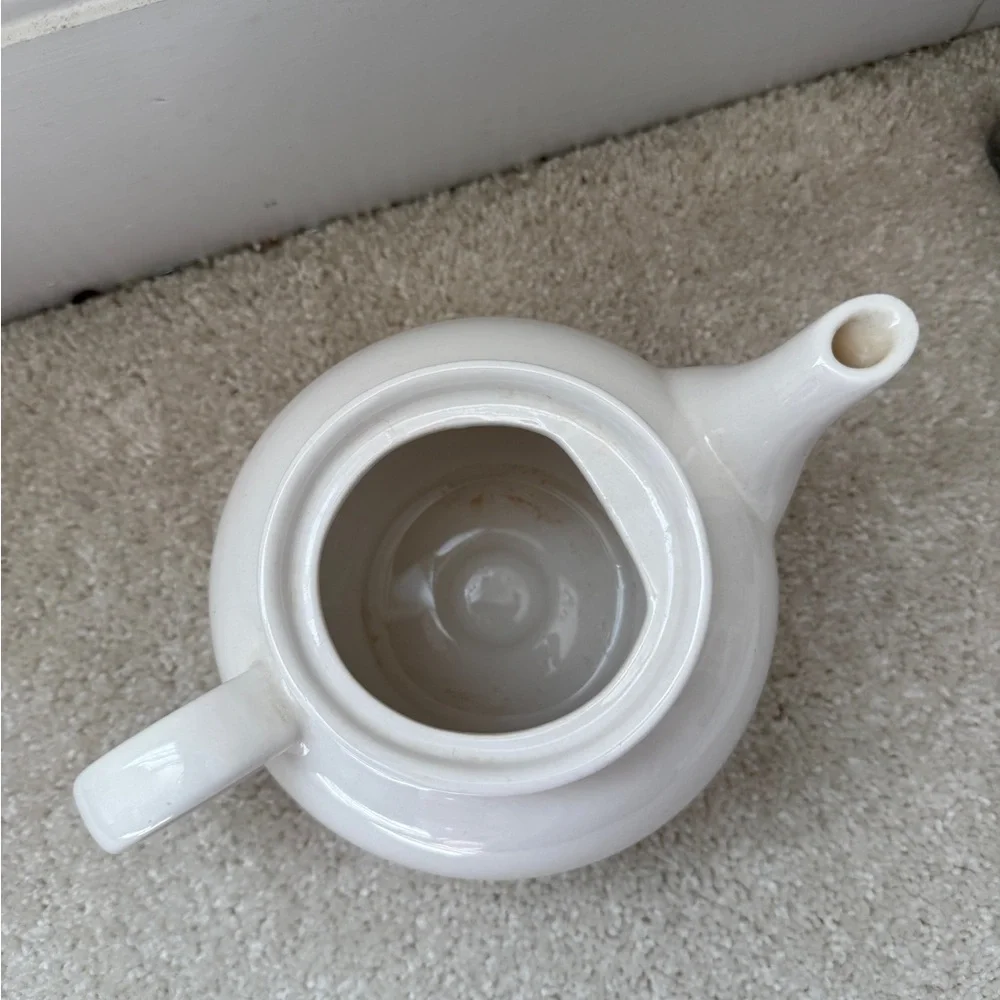 Vintage Williams Sonoma Cream Ceramic Teapot